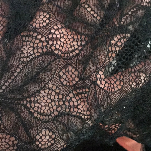 Cute button down blouse - Picture 5 of 5